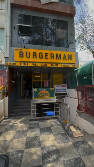 #BurgermanHyderabad #HyderabadFoodies #BurgerLovers #FoodieInHyderabad #HyderabadEats #BurgerTime #Foodstagram #InstaFood #HyderabadBurgers #FoodReel #BurgersOfInstagram #FoodiesOfIndia #YumInTheTum #FoodCravings #EatLocalHyderabad
